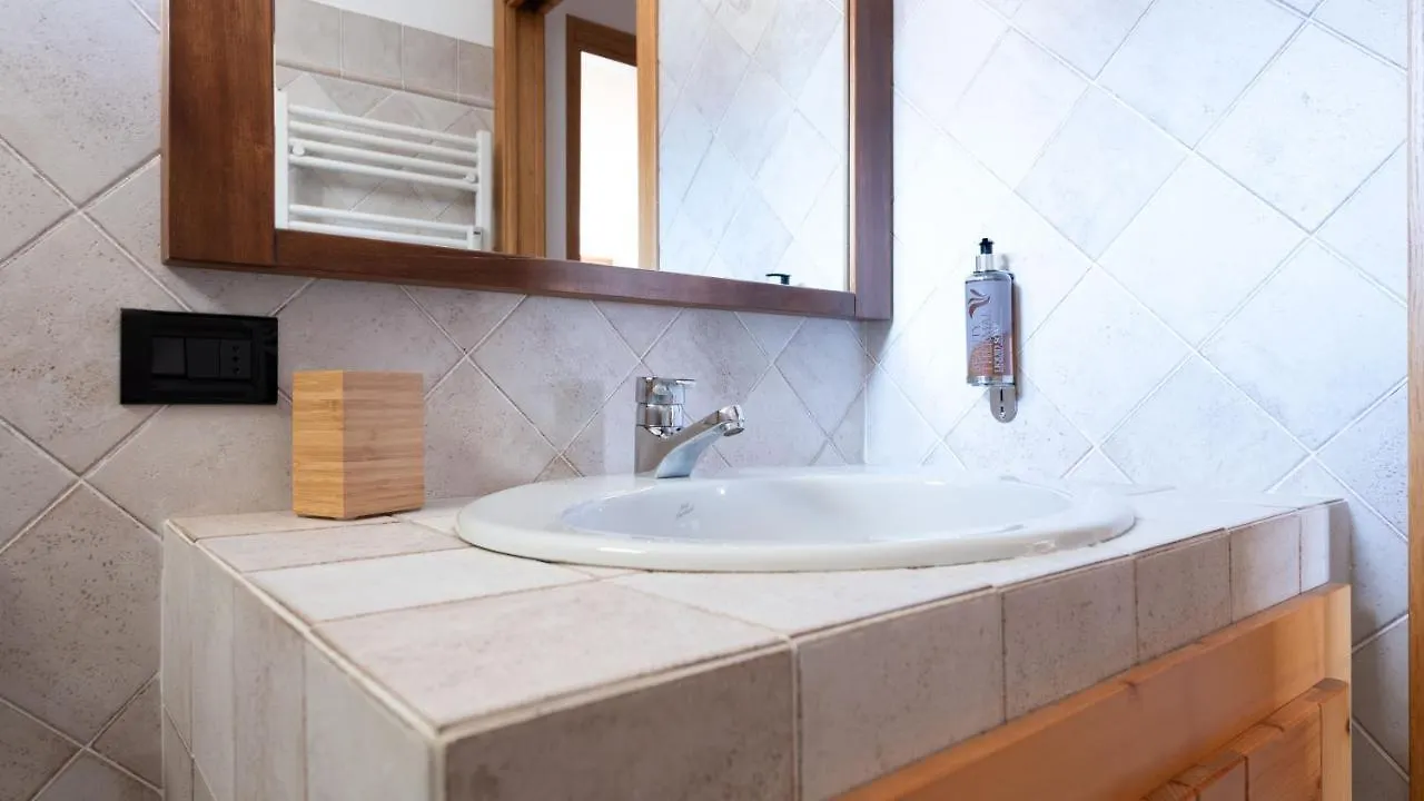 Italianway - Osteglio 15 Frodolfo Apartment Valdisotto